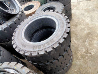 Cung cấp lốp xe nâng cũ mới tiết kiệm chi phí.