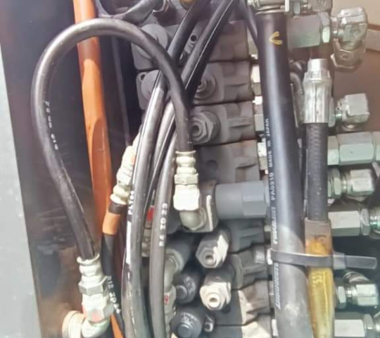 Xe Kobuta 50-5 giá rẻ tại kho. Giá 350 triệu.