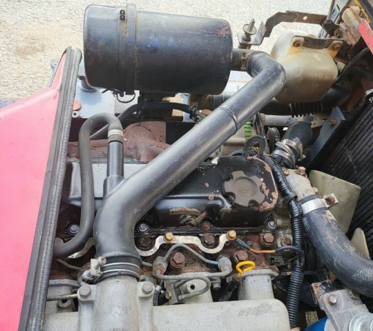 Xe nâng Nissan 2.5 khung cao 4m bãi giá  rẻ. 